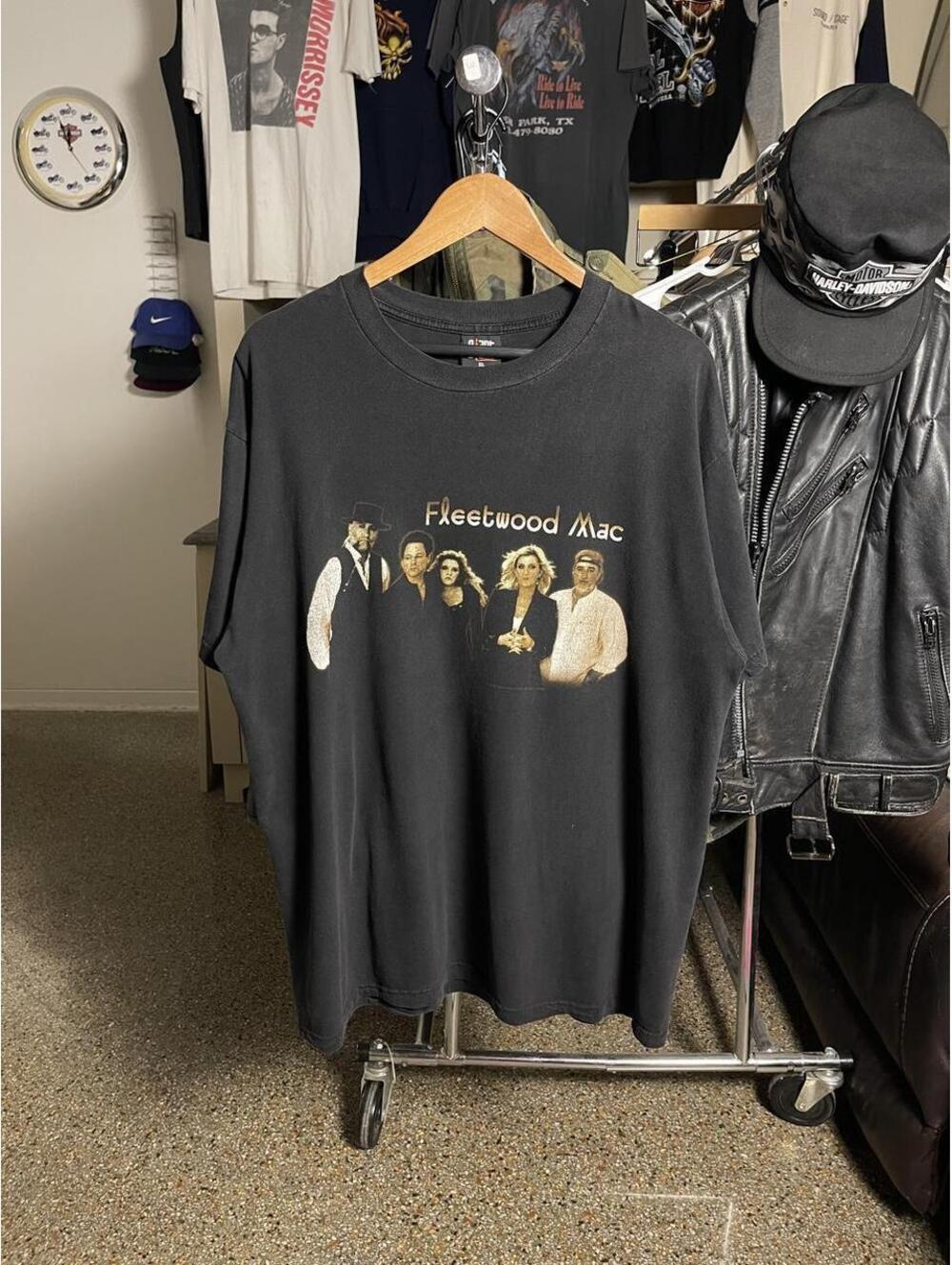 Vintage Faded Fleetwood Mac Band Shirt Giant Tag